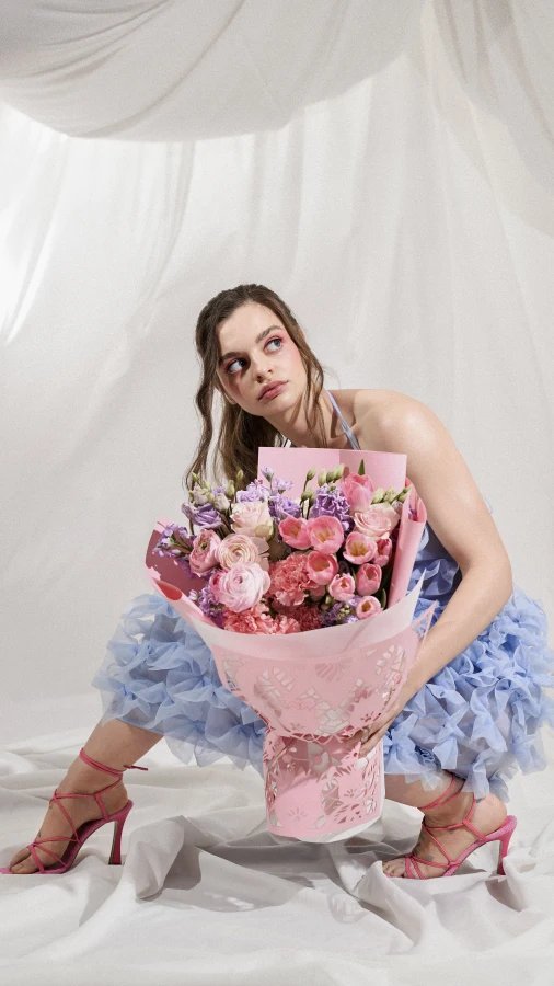Flowerpot і Маріанна Панасюк представили нову серію букетів-витинанок